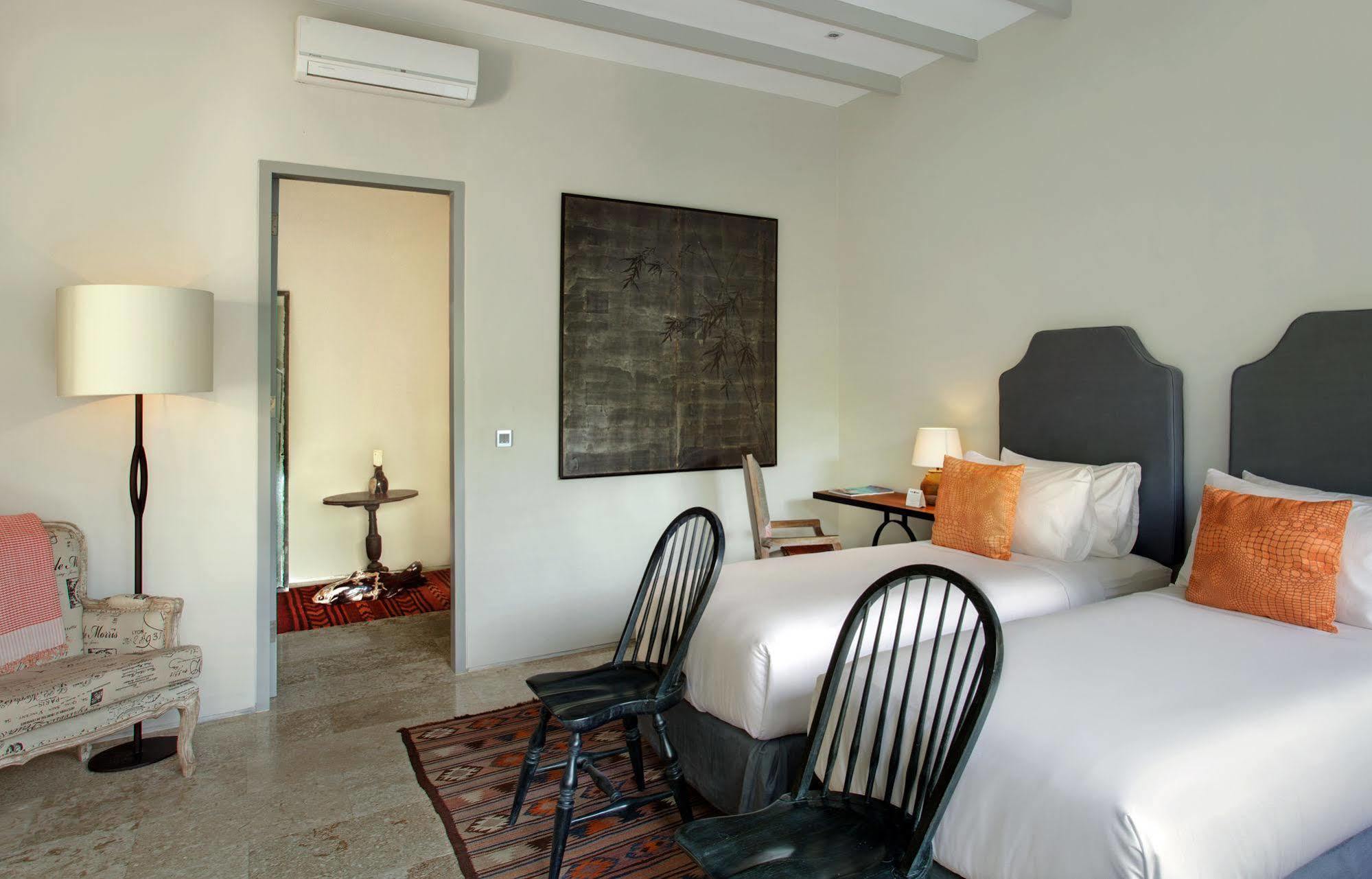 & Vespa 2 Guest house 2*